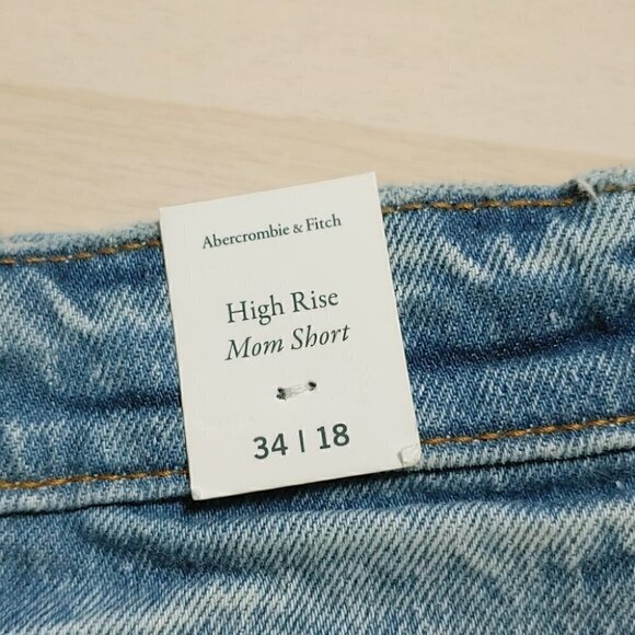 NWT ABERCROMBIE & FITCH medium wash high rise denim mom shorts - Picture 8 of 12